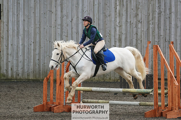 Hurworth ShowCross 190