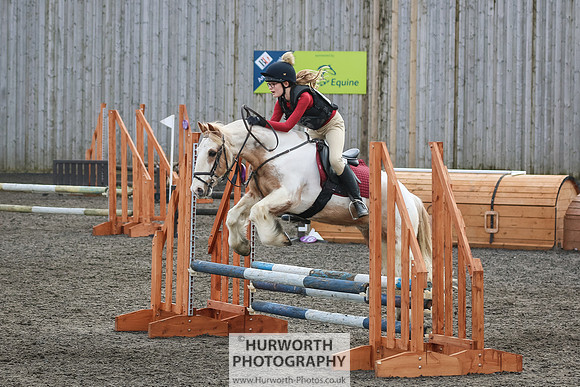 Hurworth ShowCross 230