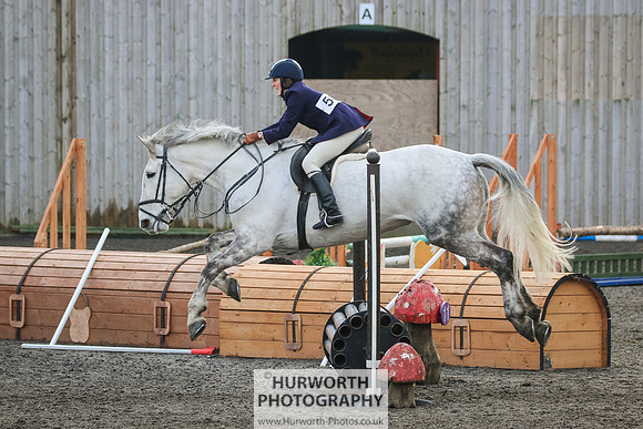 Hurworth ShowCross 224