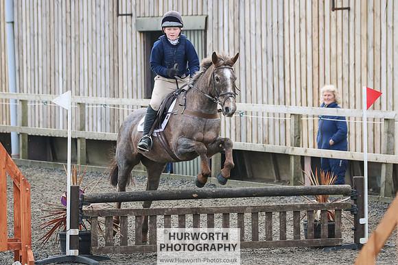 Hurworth ShowCross 256