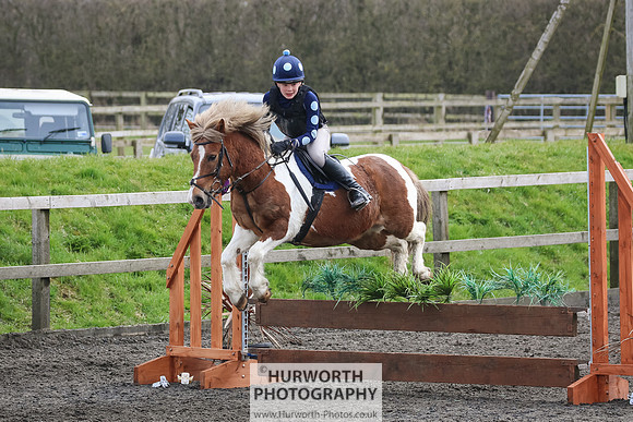 Hurworth ShowCross 280
