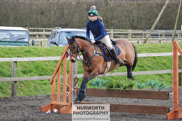Hurworth ShowCross 310