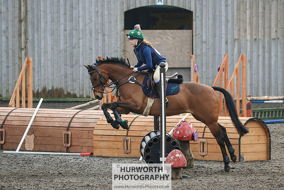 Hurworth ShowCross 312