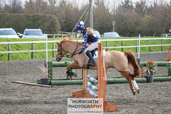 Hurworth ShowCross 351