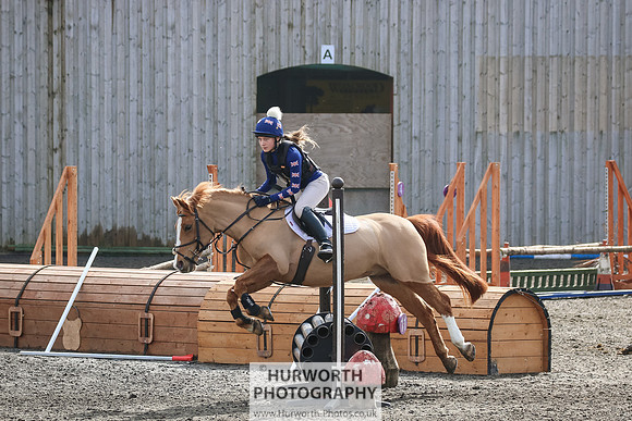 Hurworth ShowCross 355