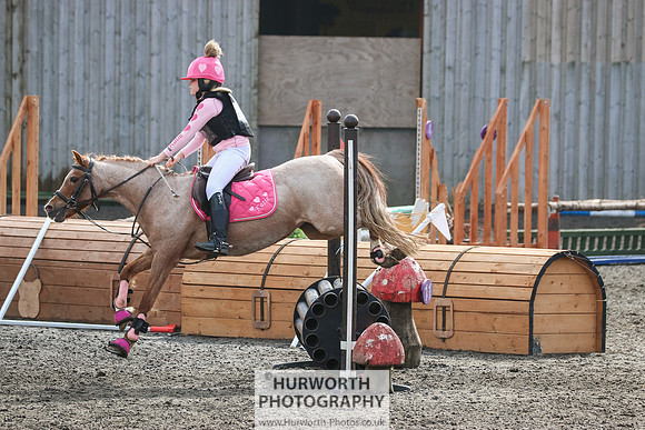 Hurworth ShowCross 373
