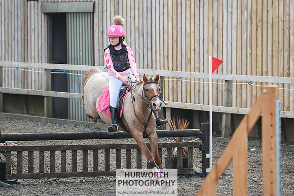 Hurworth ShowCross 375