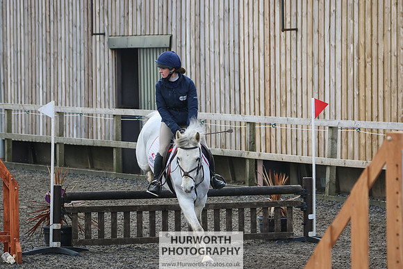 Hurworth ShowCross 390