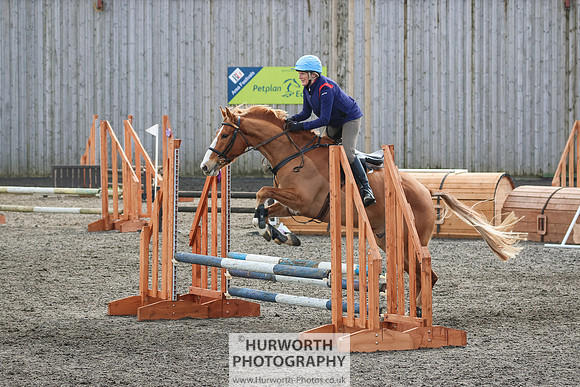 Hurworth ShowCross 395