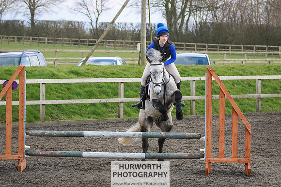 Hurworth ShowCross 422
