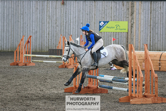Hurworth ShowCross 426