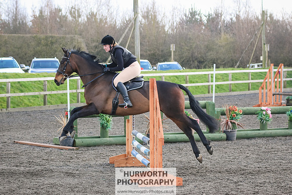 Hurworth ShowCross 440