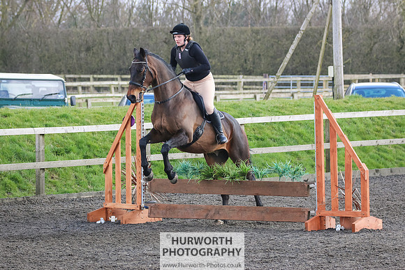 Hurworth ShowCross 441