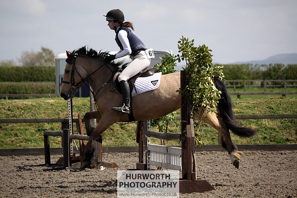 Hurworth Good Friday Show Cross 154
