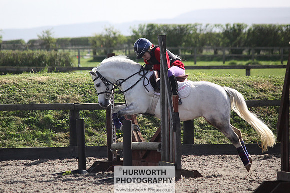 Hurworth Good Friday Show Cross 053
