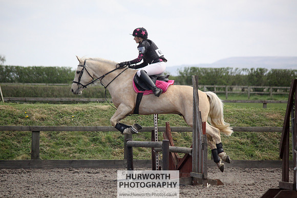 Hurworth Good Friday Show Cross 077