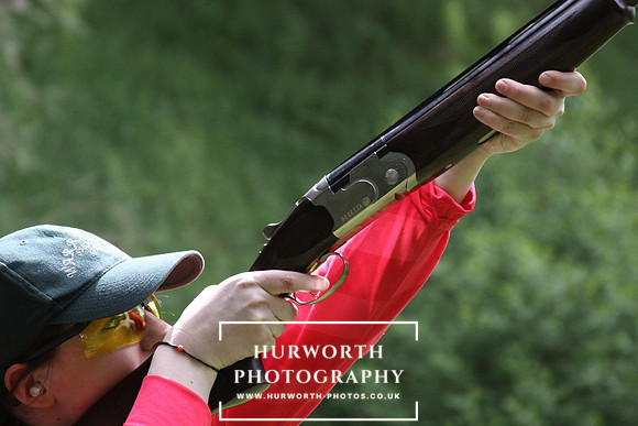 Ladies Shooting 007