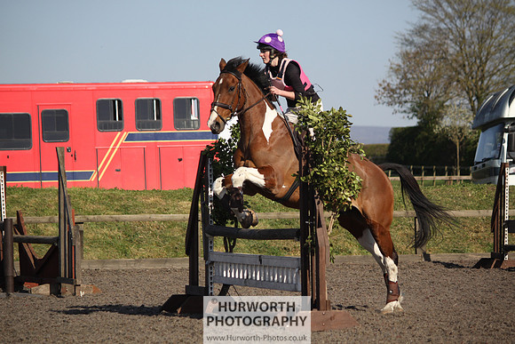 Hurworth Good Friday Show Cross 019