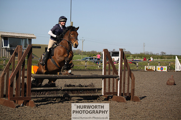 Hurworth Good Friday Show Cross 045