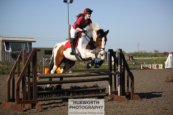 Hurworth Good Friday Show Cross 083