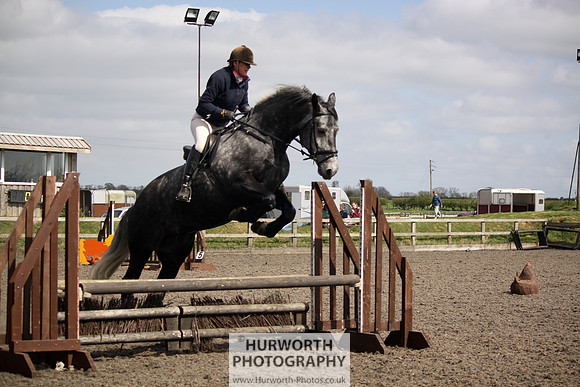 Hurworth Good Friday Show Cross 048