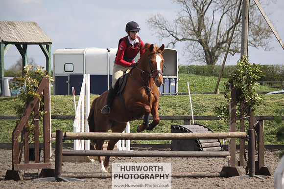 Hurworth Good Friday Show Cross 014
