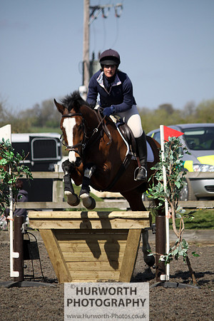 Hurworth Good Friday Show Cross 028