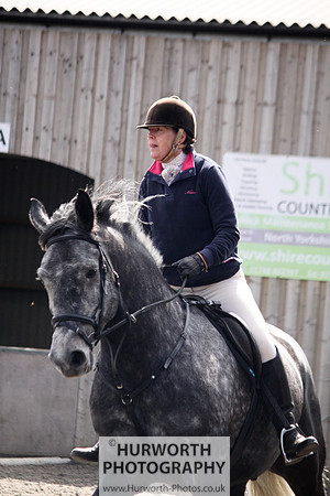 Hurworth Good Friday Show Cross 055