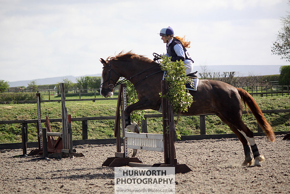 Hurworth Good Friday Show Cross 031