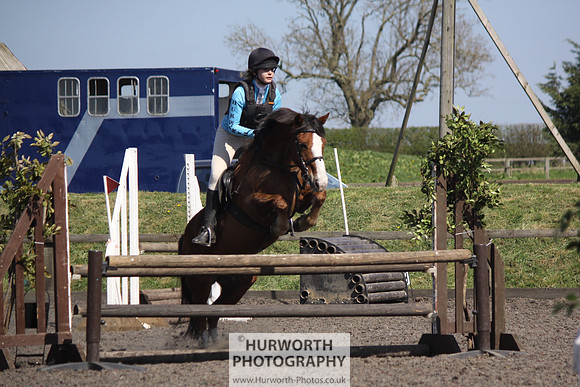 Hurworth Good Friday Show Cross 014