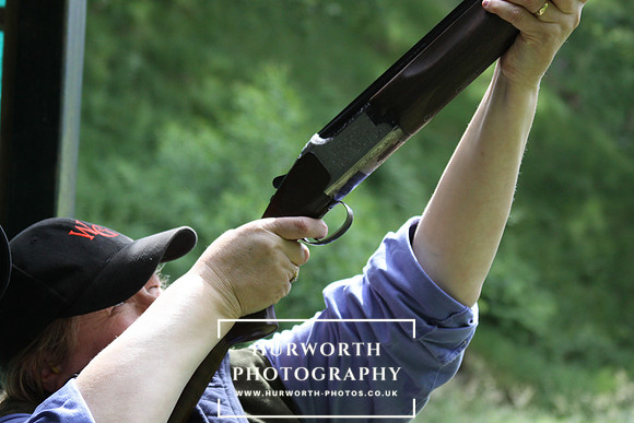 Ladies Shooting 041