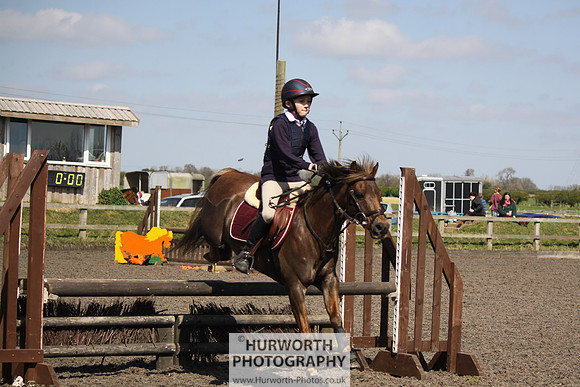 Hurworth Good Friday Show Cross 024