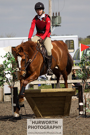Hurworth Good Friday Show Cross 019
