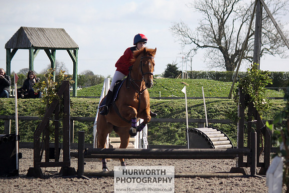 Hurworth Good Friday Show Cross 015