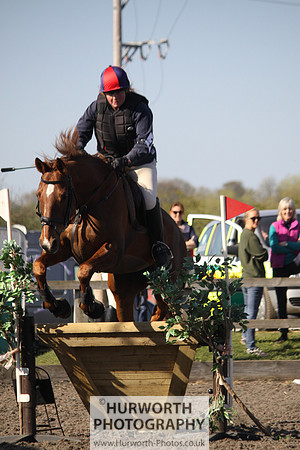 Hurworth Good Friday Show Cross 044