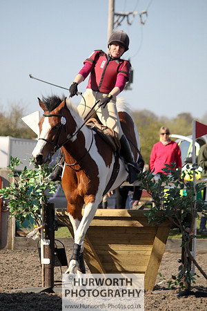 Hurworth Good Friday Show Cross 055