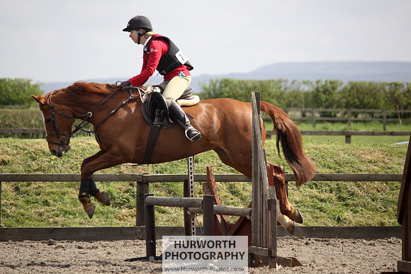 Hurworth Good Friday Show Cross 017