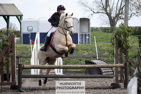 Hurworth Good Friday Show Cross 075