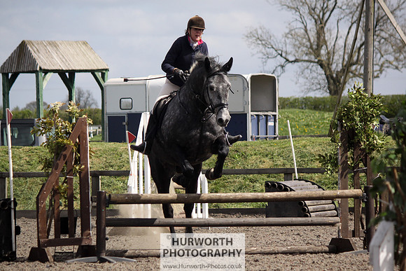 Hurworth Good Friday Show Cross 051