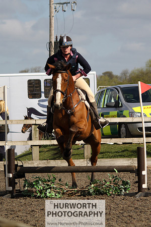 Hurworth Good Friday Show Cross 065