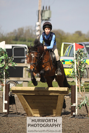 Hurworth Good Friday Show Cross 047
