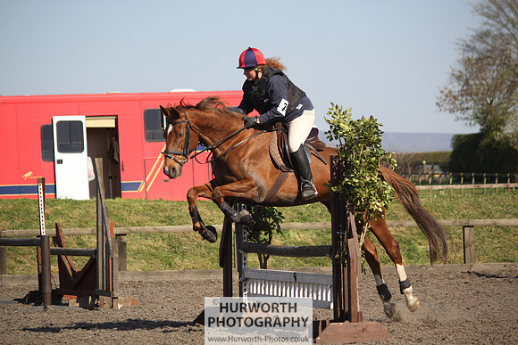 Hurworth Good Friday Show Cross 030