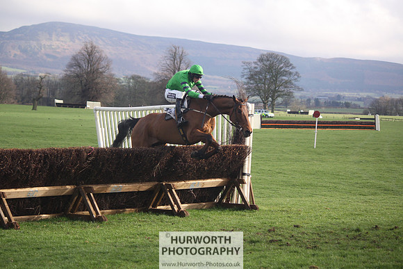 Hurworth Point to Point Mens Open Race 035