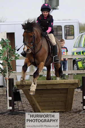 Hurworth Good Friday Show Cross 069