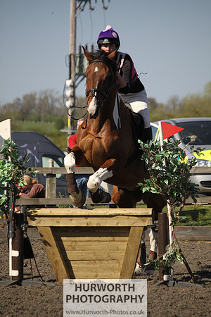 Hurworth Good Friday Show Cross 008