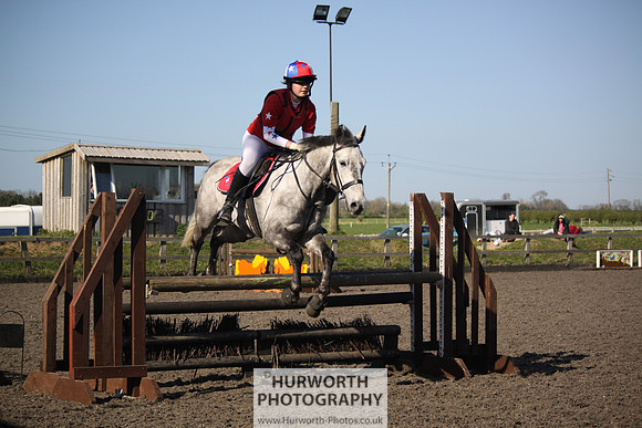 Hurworth Good Friday Show Cross 070