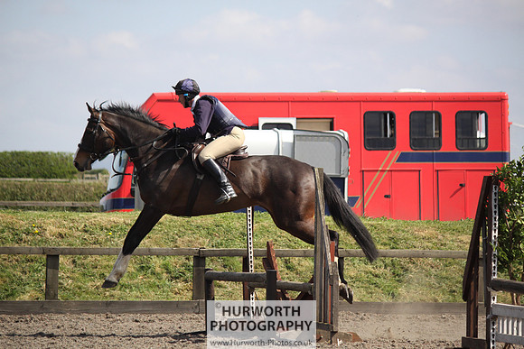 Hurworth Good Friday Show Cross 205