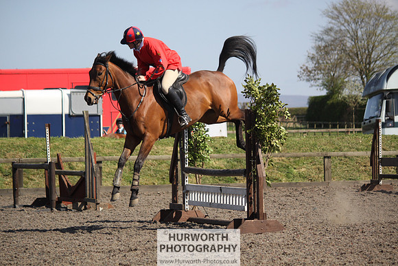 Hurworth Good Friday Show Cross 040