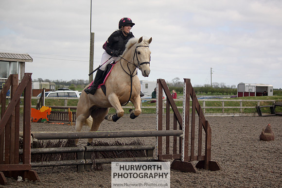 Hurworth Good Friday Show Cross 071