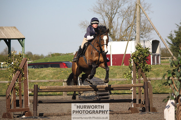 Hurworth Good Friday Show Cross 062